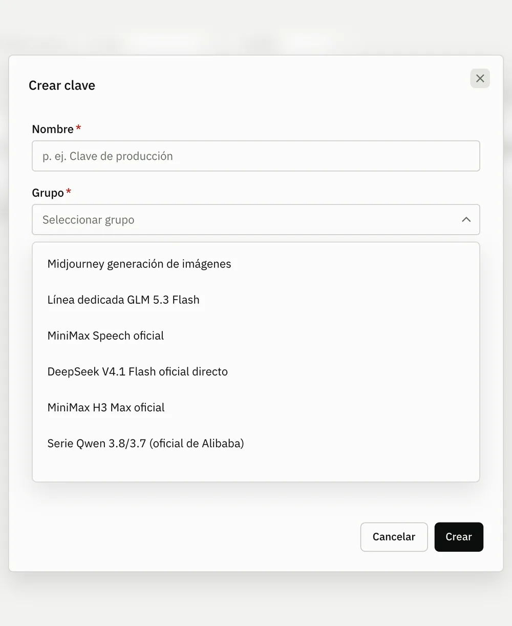 Diálogo de Crear clave (interfaz de la consola en chino) con el campo de nombre y el menú de grupo de modelos abierto